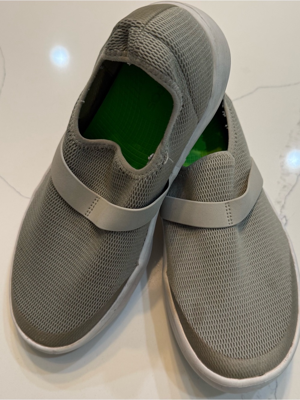 Oofos OOmg eeZee Grey Low Mesh Slip On Recovery Shoes Women's Sz 10 EU 41